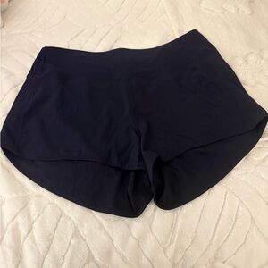 Quince weightless high-rise, running short in navy blue woman’s